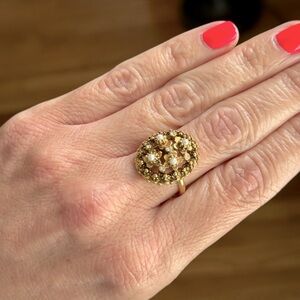 Vintage statement, costume ring with pearl and Crystal rhinestones